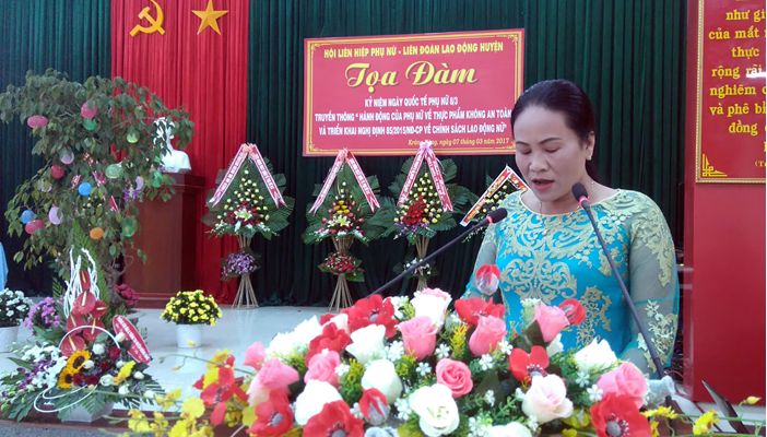Phụ nữ huyện Krông Năng, tọa đàm kỷ niệm ngày quốc tế phụ nữ 8/3.